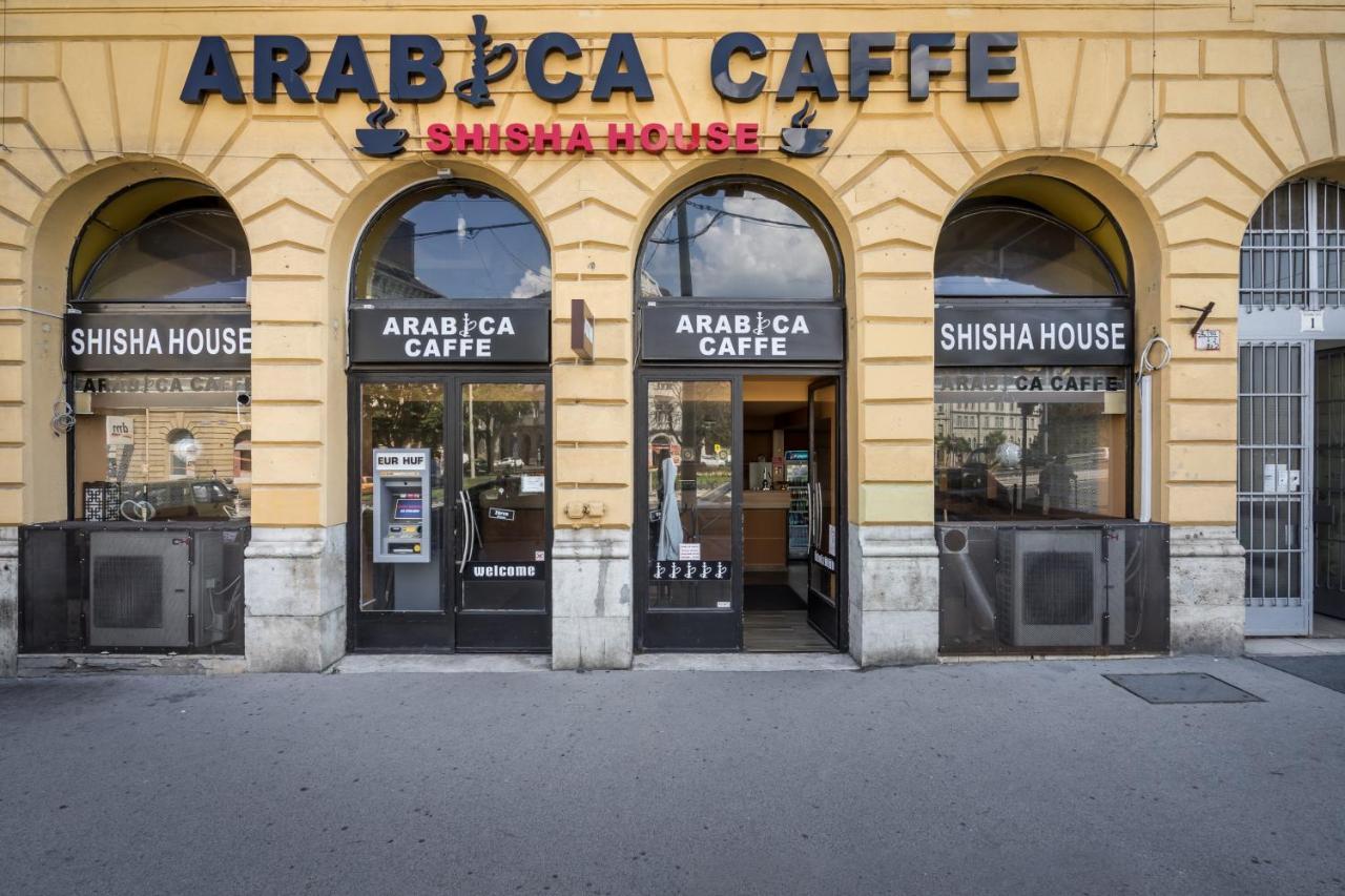 Bpr Cosmos Design Suite With A/C, Budapest